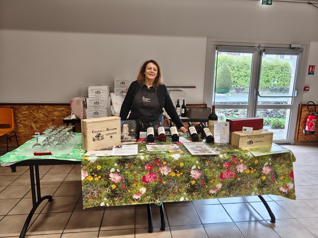 Stand du Château de la Reynaudie au salon de Saint-Ours
